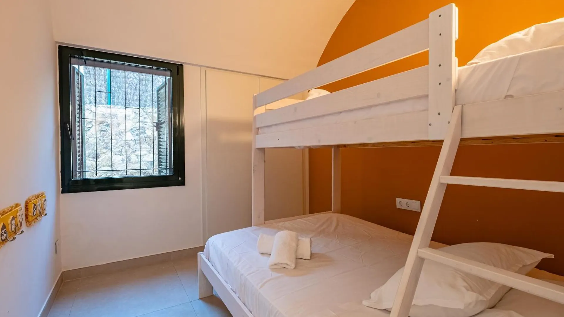 Villa Aigua Xelida, Next To The Beach Tamariu Tatil Evi