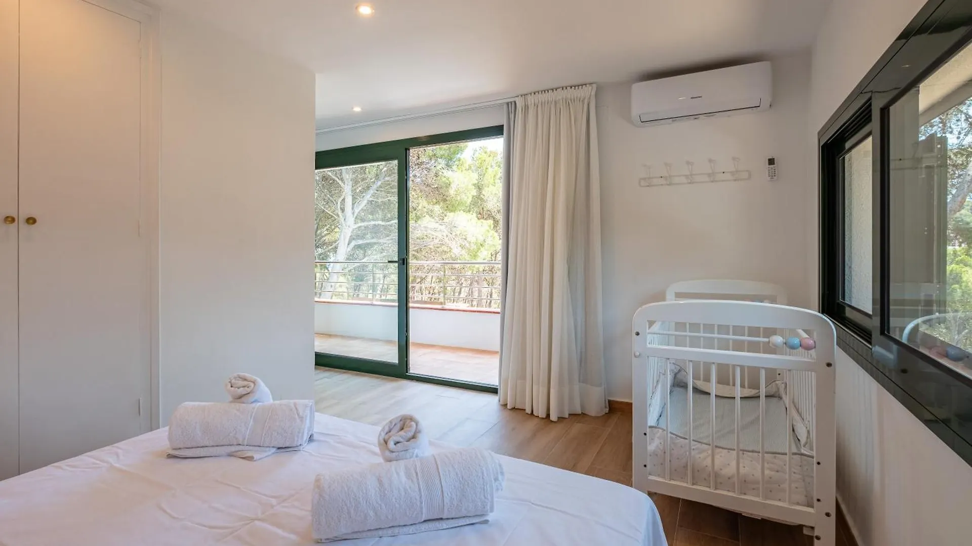 Villa Aigua Xelida, Next To The Beach Tamariu
